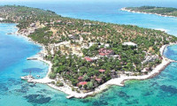 Yunanistan'da 20'den fazla ada satılık