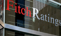 Fitch: ECB uzun süreli deflasyon riskini azalttı
