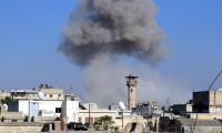 Esat rejimi Halep'e bomba yağdırdı