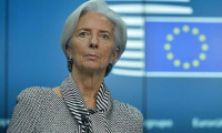 Lagarde Yunanistan'a rest çekti