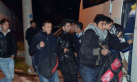 Ayvalık'ta 62 kaçak göçmen yakalandı