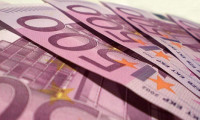 Euro, Yunanistan krizi ile değer kaybetti