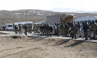 PKK askere ateş açtı: 4 asker yaralı