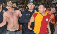Sivasspor - Galatasaray maçında ortalık karıştı