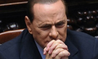 Berlusconi'ye 3 yıl hapis!