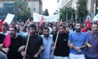 Atina'da acı reçeteye protesto