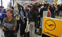 Lufthansa 84 uçuşunu iptal etti
