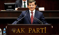 AK Parti'de Davutoğlu tek aday