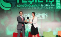 Pozitif Enerji Ödülü Hanzade Doğan Boyner'e