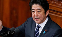 Japonya'da halk Abe'yi desteklemiyor