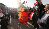 Irak'ta Türk Bayrağı'na çirkin saldırı