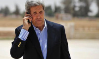 John Kerry'den acil telefon