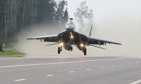 Rusya Karadeniz'e 40 savaş uçağı gönderdi