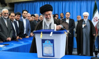 İran seçimlerini Ruhani kazandı