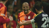Galatasaray'da Felipe Melo bombası!