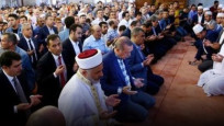 Cumhurbaşkanı Erdoğan şehitler için Kur'an okudu
