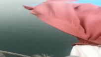 'Rambo Okan' köprüdeki Trabzonspor bayrağını indirmeye çalıştı