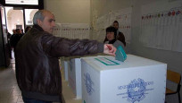  İtalya'da oy kullanma işlemi başladı