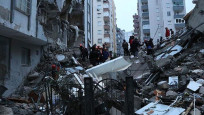 Depremlerde can kaybı 50 bini aştı