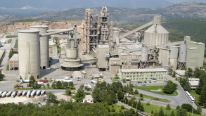 Bursa Çimento sırtını yatırımcıya dayadı