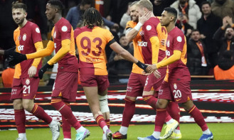 Galatasaray evinde Kayserispor'u 2-1 mağlup etti