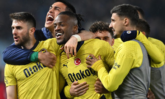 Tansiyonu yüksek 5 gollü maç! Fenerbahçe, Trabzon'dan kayıpsız dönüyor