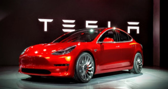 Tesla'dan 400 binden fazla otomobili geri çağırma kararı