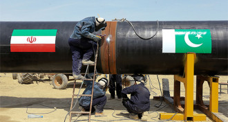 Pakistan ve İran, yarım kalan doğalgaz boru hattını tamamlayacak