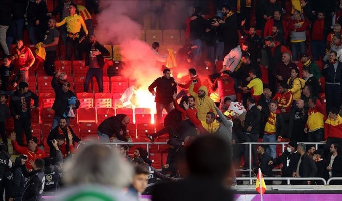 Olaylı Göztepe-Altay maçı davasında 18 tahliye 