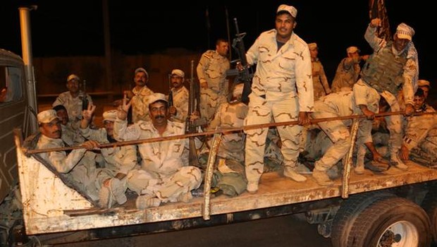 Irak askerleri Musul'a doğru ilerliyor