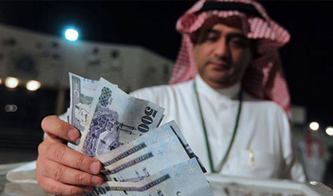 S.Arabistan'da memur maaşlarına takvim ayarı