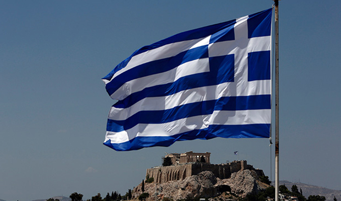 Yunanistan'da bütçe fazlası beklenenin üzerinde