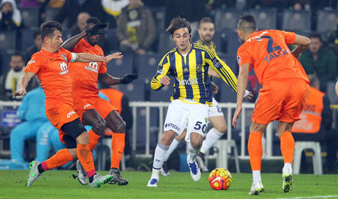 Fenerbahçe'nin Başakşehir 11'i belli oldu
