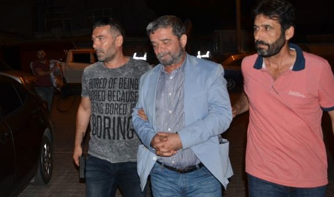Mümtazer Türköne gözaltına alındı