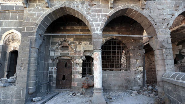 Cizre'de 14 camiye yıkım kararı