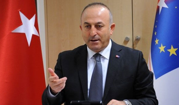 Çavuşoğlu: En geç Ekim 2016'ya kadar vize serbestisi bekliyoruz