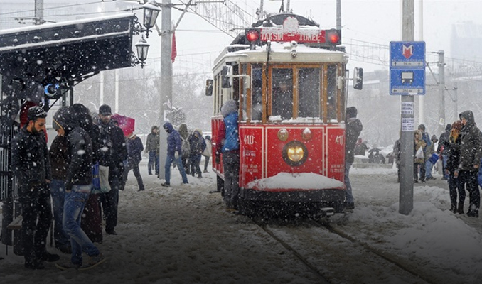 İstanbul'da kar 25 santimi bulacak