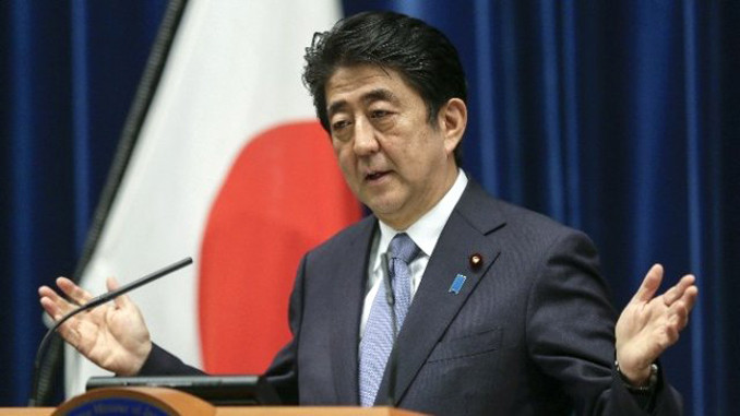 Japonya'da Abe seçimlerden güçlenerek çıktı