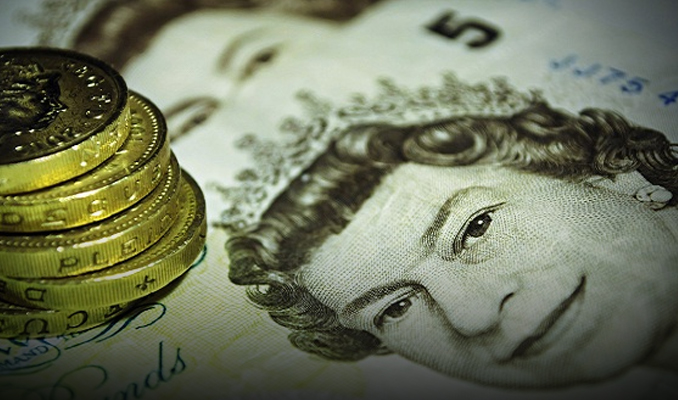  İngiltere Ekim'de 8 milyar GBP borçlandı 