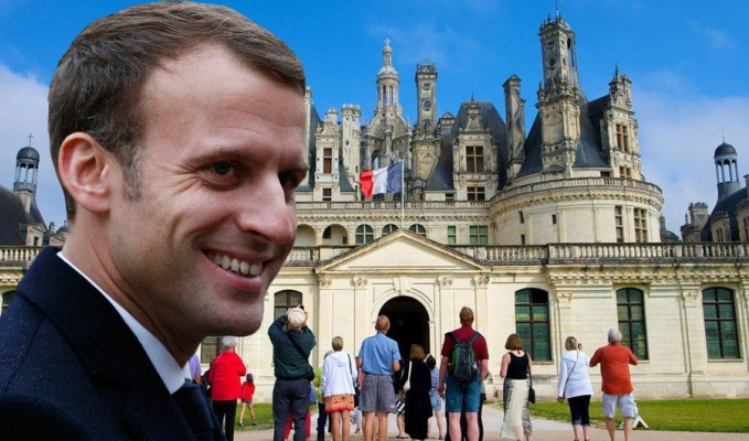 Macron'a şatoda doğum günü kutlama tepkisi