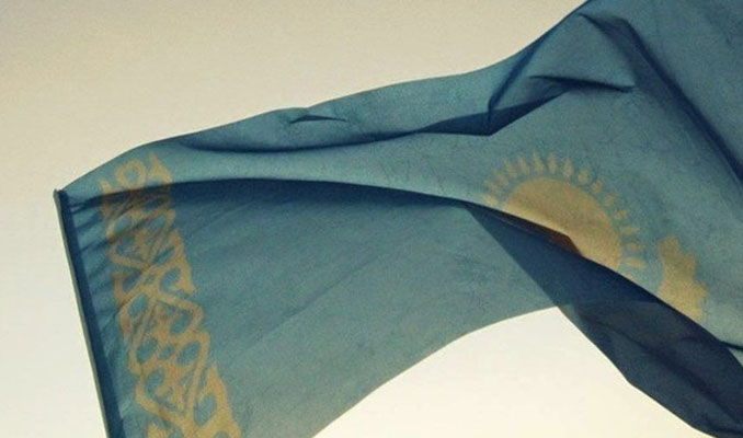 Kazakistan'dan 3.502 Türk'e çalışma izni