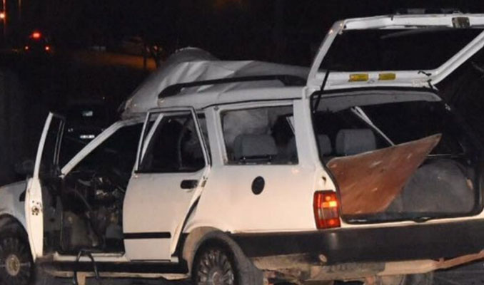 İzmir'de PKK'lıların bombası ellerinde patladı