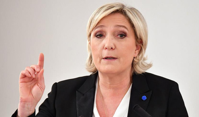 Le Pen: AB'den dostça ayrılalım