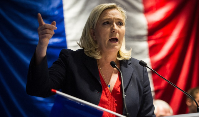 Le Pen euroda kalacak
