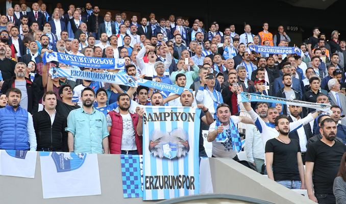 Erzurumspor şampiyon olarak 1. Lig'e yükseldi!
