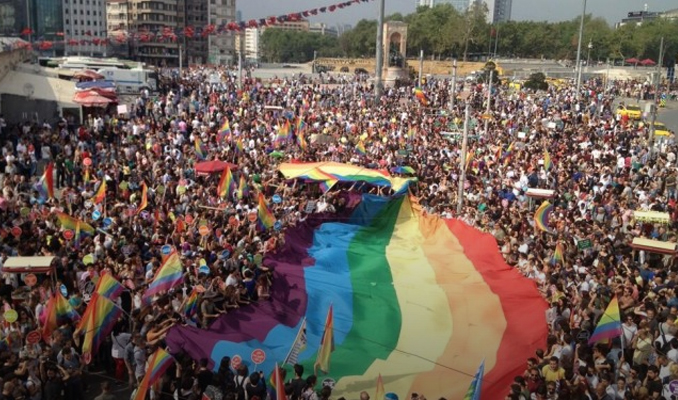 İstanbul Valiliği'nden flaş LGBTİ yürüyüşü kararı