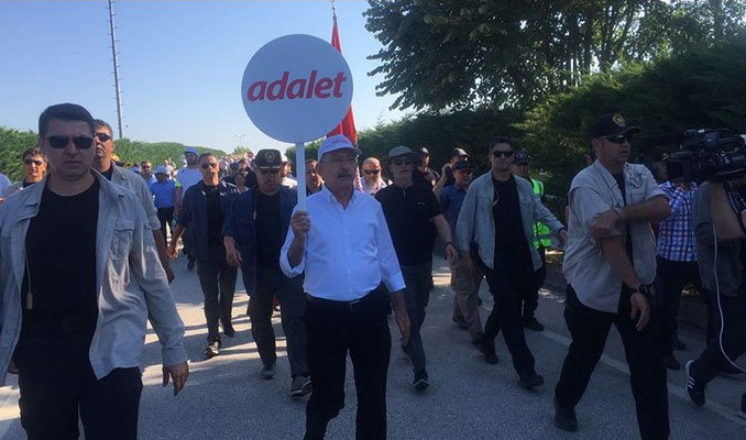 Gübreye inat Kılıçdaroğlu yürüyüşüne devam ediyor