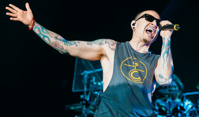 Linkin Park'ın solisti Chester Bennington intihar etti