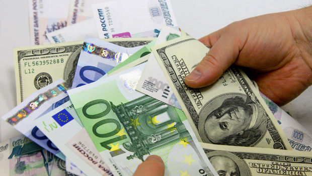 Euro/dolar yıl sonunda 1.20'ye çıkabilir
