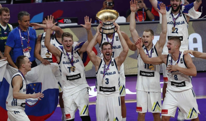 Eurobasket 2017'de Sırbistan'ı deviren Slovenya şampiyon
